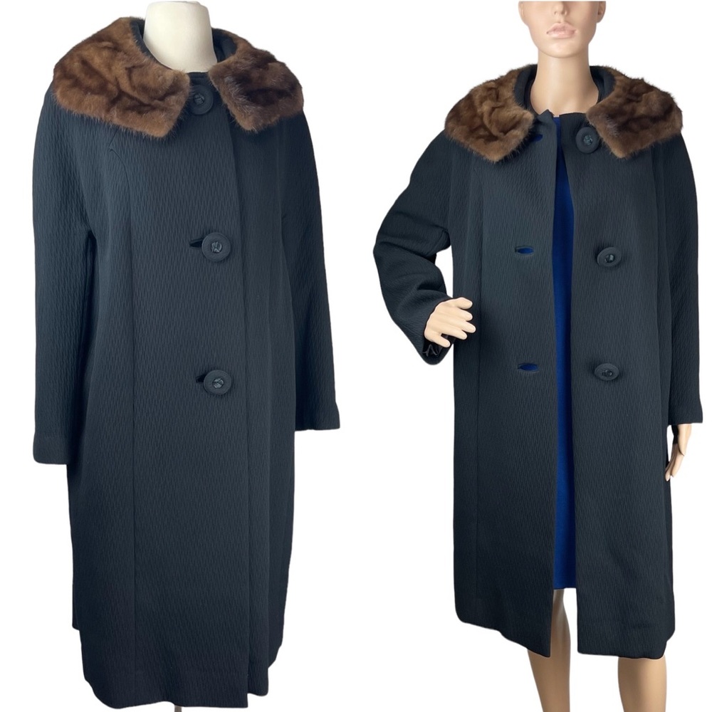 Vintage 1960s Black Coat Fur Collar Small Medium